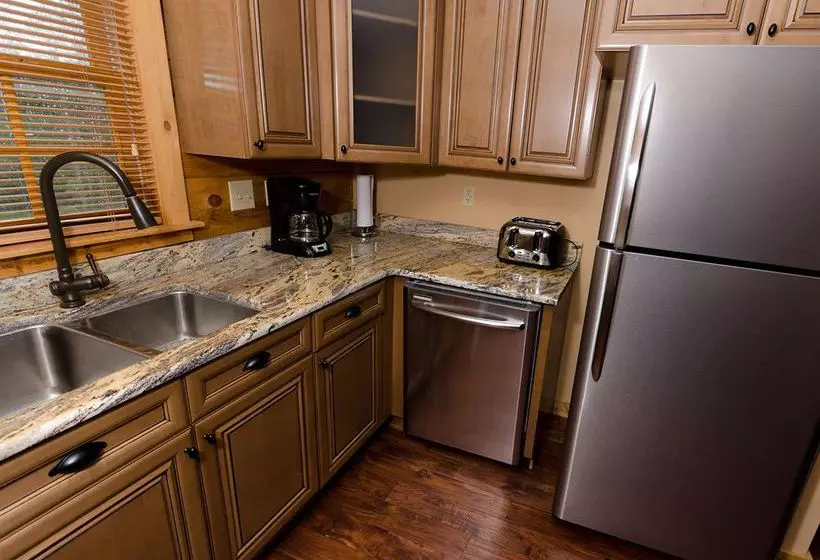 ホテル Snowshoe Mountain Resort - Loggers Run