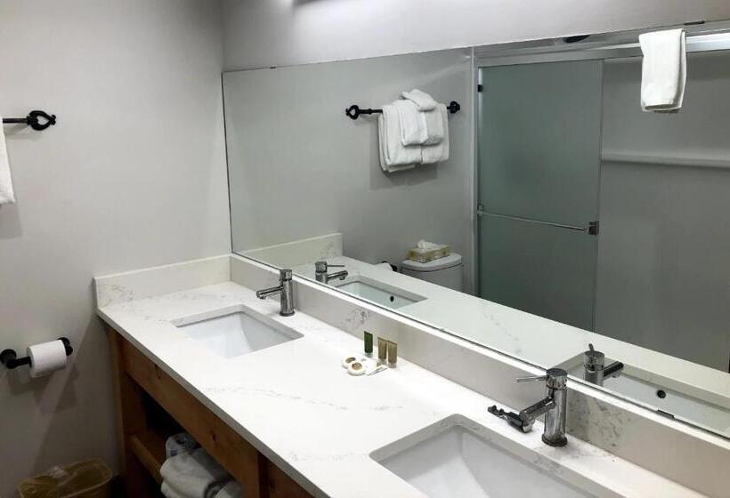 酒店 The Griz Inn By Park Vacation Management