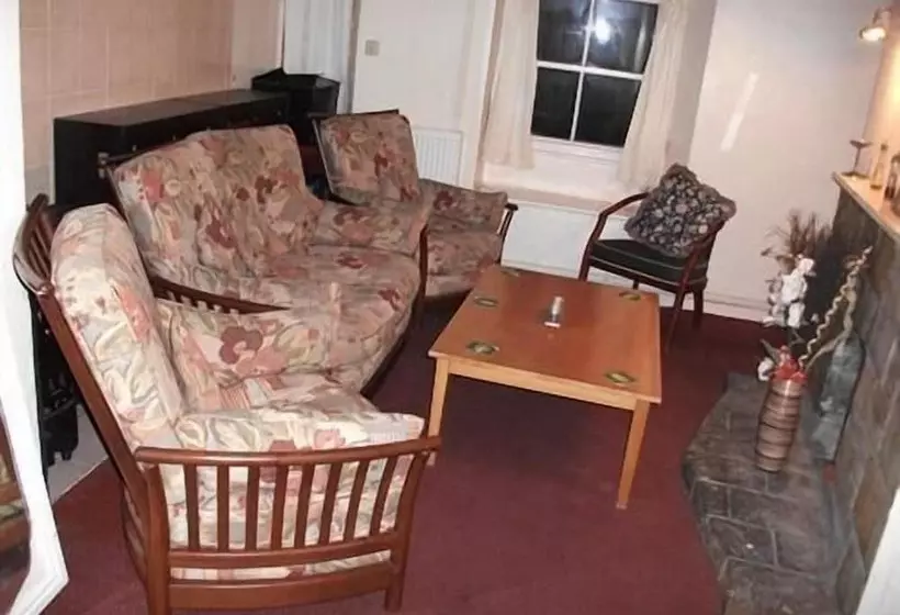 Отель White Hart