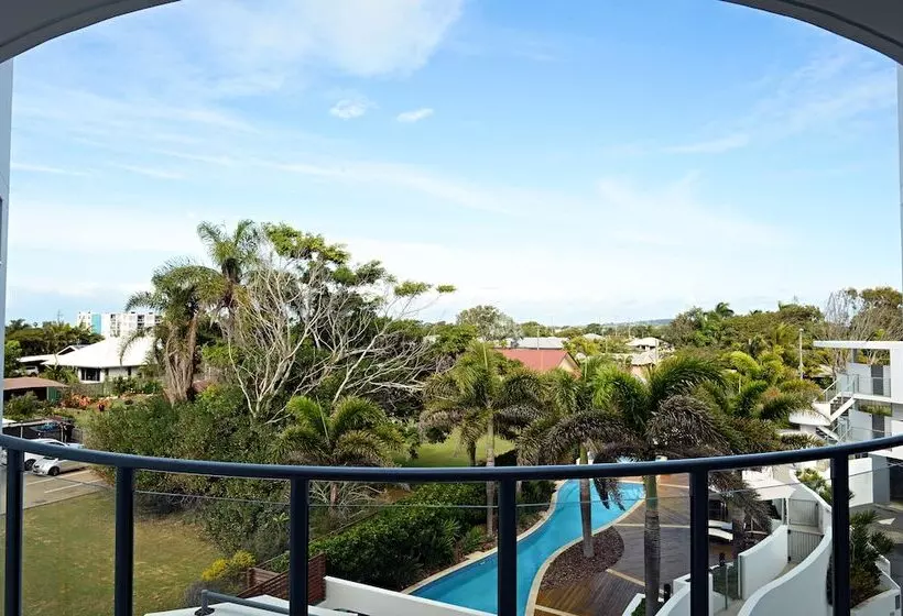 Manta Bargara Resort