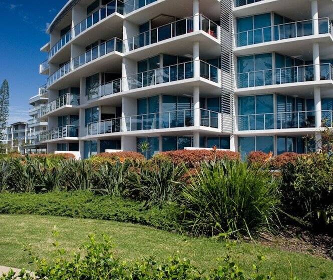 Manta Bargara Resort