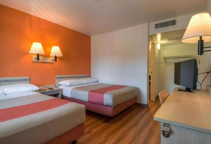 Motel 6 Jurupa Valley, Ca Riverside West