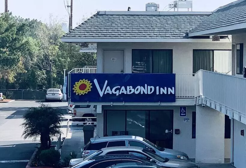 모텔 Vagabond Inn Sylmar