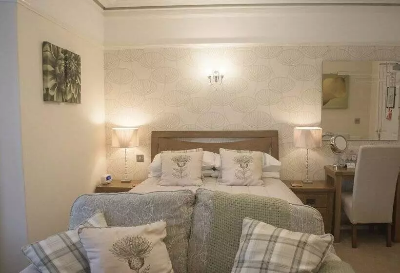 پانسیون Birchleigh Guest House