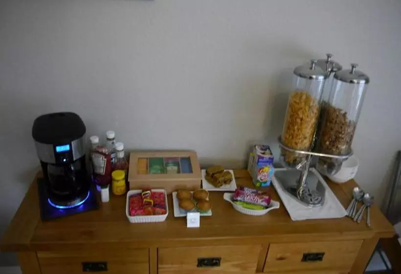 膳宿费 Bonny Brae Guest House