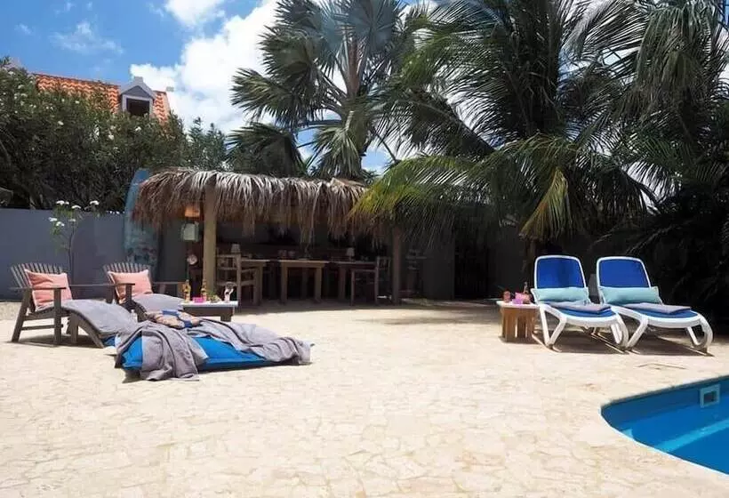 استراحتگاه Oasis Guesthouse, Boutique Style