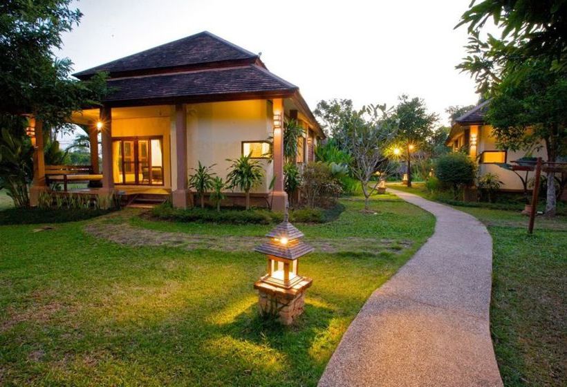 منتجع Palm Spa Village