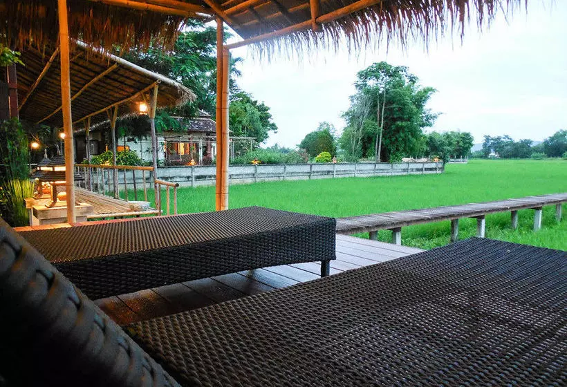 استراحتگاه Palm Spa Village