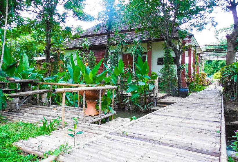 استراحتگاه Palm Spa Village