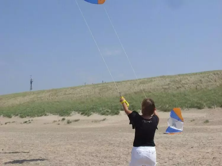 Stayokay Hostel Noordwijk