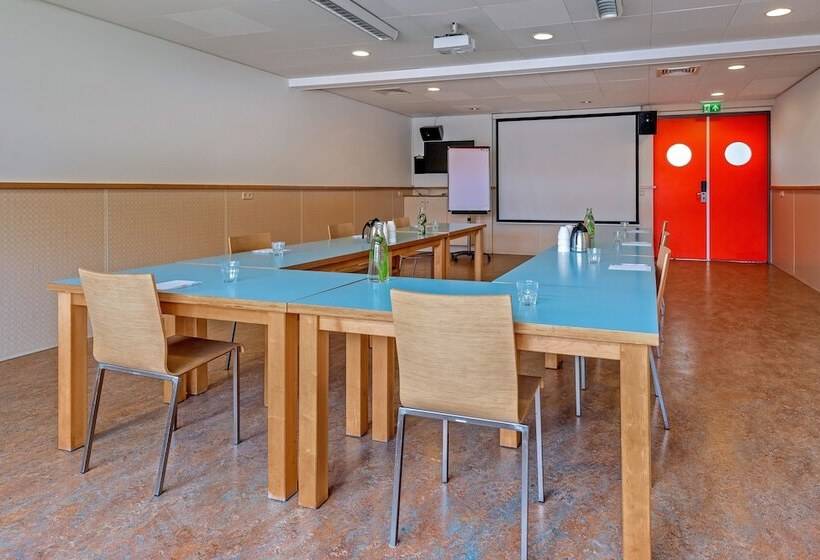 Stayokay Hostel Noordwijk