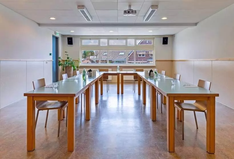 Stayokay Hostel Noordwijk