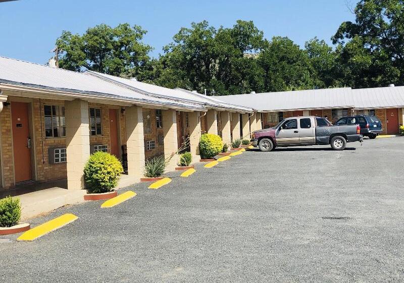 Sun Valley Motel Junction