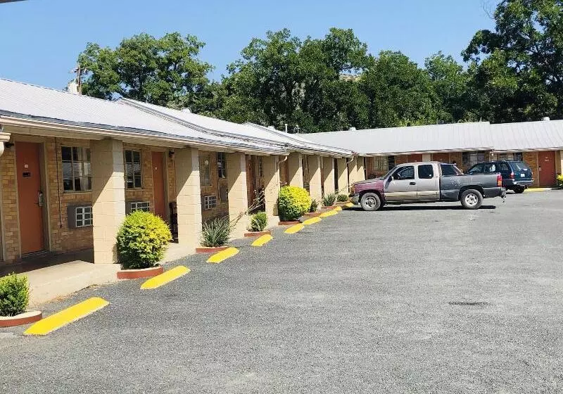 Sun Valley Motel Junction