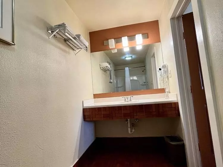 Sun Valley Motel Junction