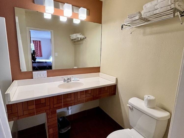 Sun Valley Motel Junction