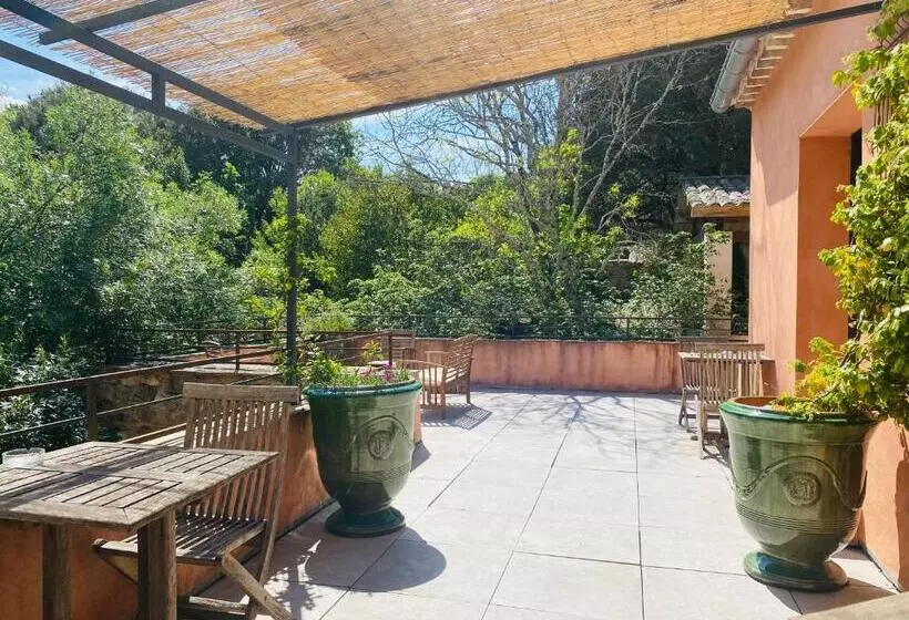 ベッドアンドブレックファースト Cévennes   Sublime Chambre D Hôtes Indépendante Et Moderne