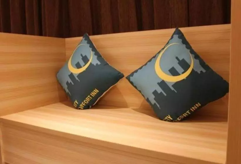 Hotelli City Comfort Inn Baise Jingxi Caifu Plaza