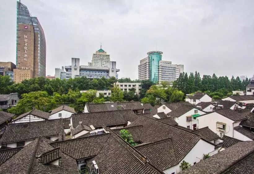 Hanting Hotel Hangzhou Xiwu Avenue Railway Station