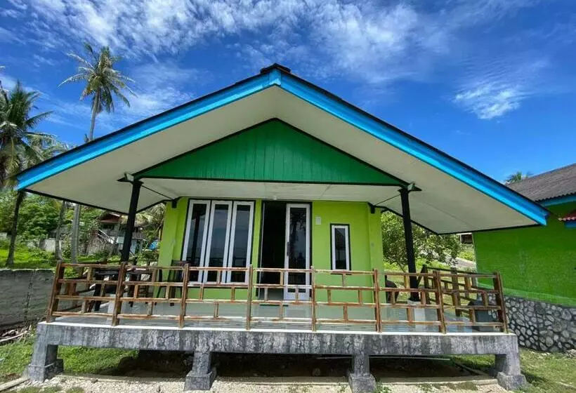 Hotelli Reddoorz Syariah Near Ujong Kareung Beach Sabang