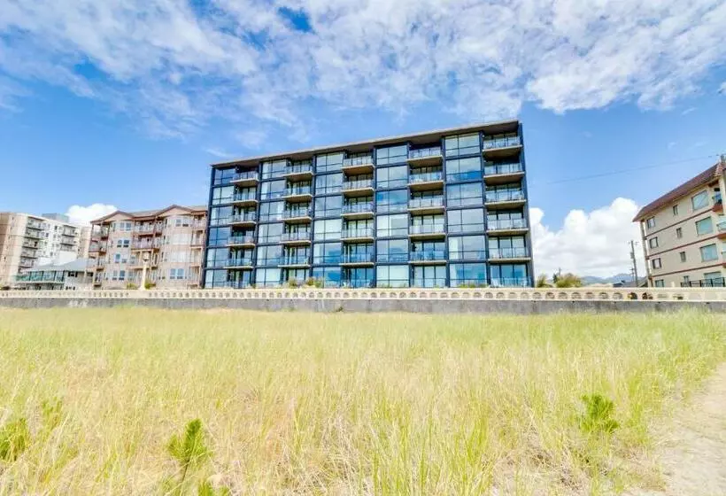 ホテル Sand & Sea: Penthouse Paradise On Prom