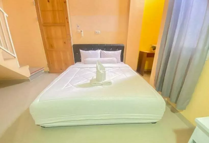 ホテル Villa Matano Sorowako Redpartner
