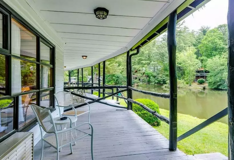 Hotelli Lakeview Cottage   Unit 305