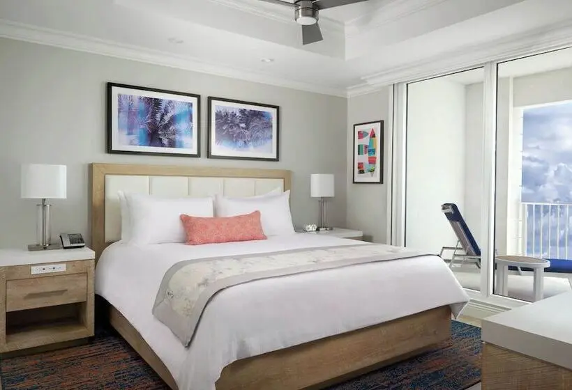 ホテル Sunseeker Resort Florida Gulf Coast, Curio Collection Hilton