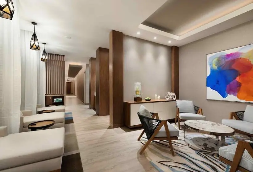 ホテル Sunseeker Resort Florida Gulf Coast, Curio Collection Hilton