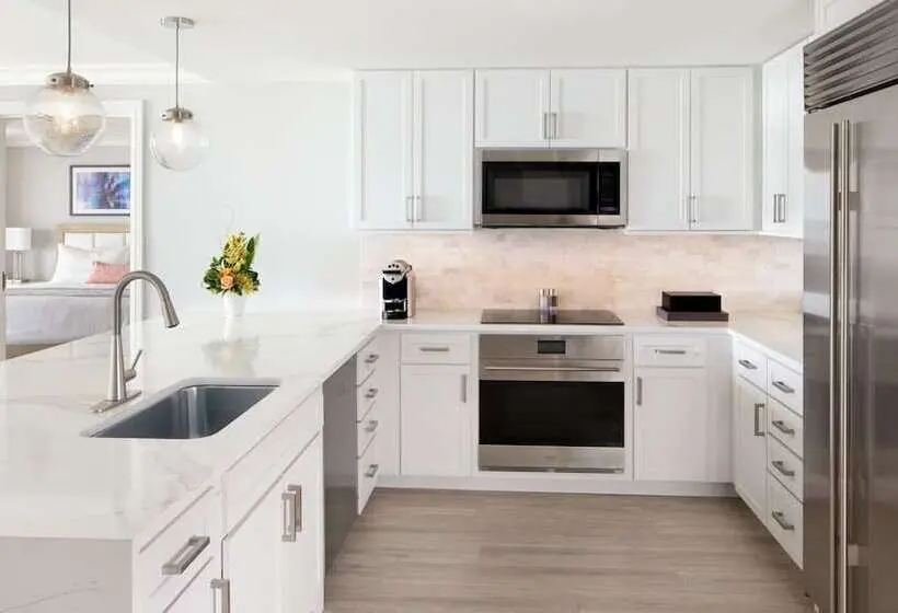 ホテル Sunseeker Resort Florida Gulf Coast, Curio Collection Hilton