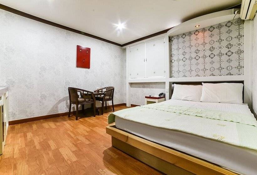 酒店 Yeosu World Park