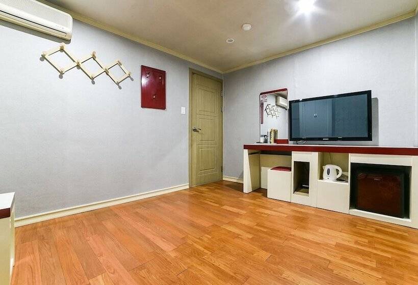 酒店 Yeosu World Park