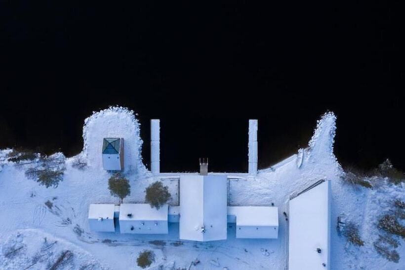 Jeris Hotel & Cabins