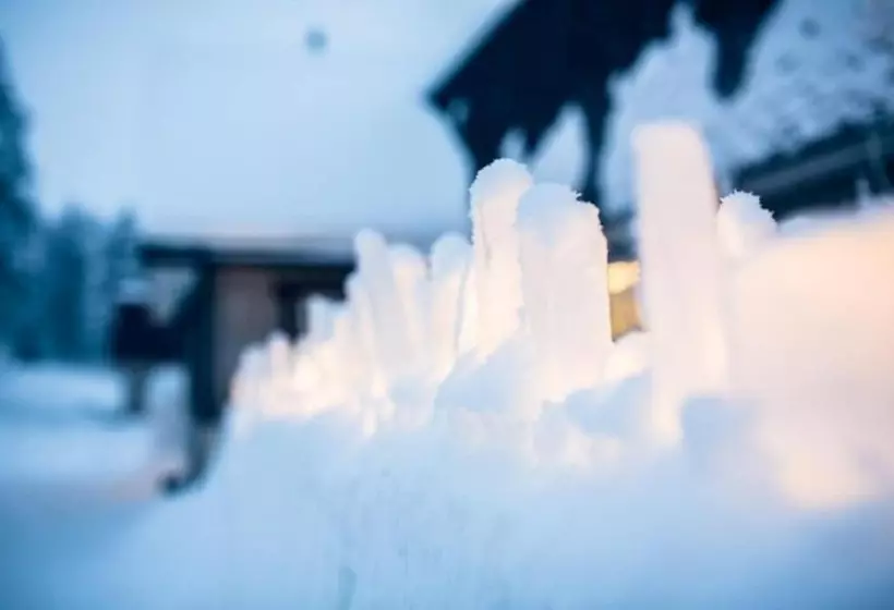 Jeris Hotel & Cabins