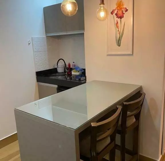 Flat No Transamerica