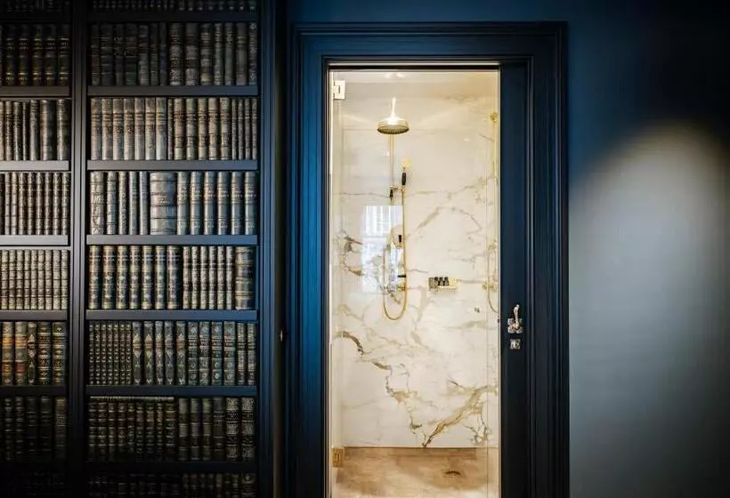 Boutique Hotel The Noblemen