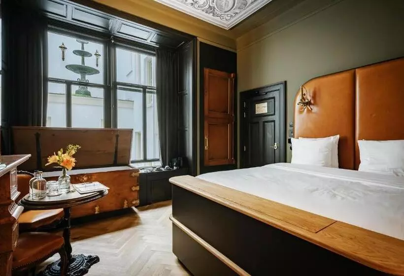 Boutique Hotel The Noblemen