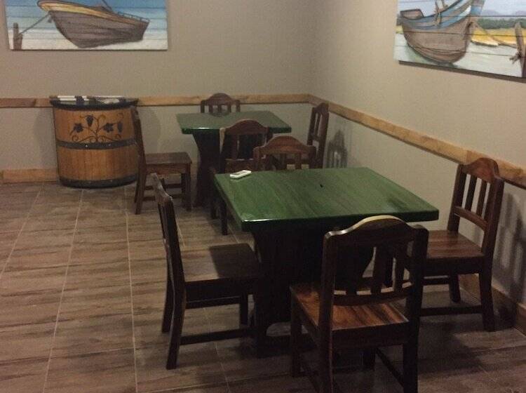 فندق Costa Del Sol