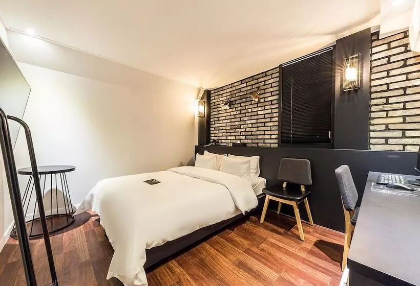 Hotel Eungam Chic
