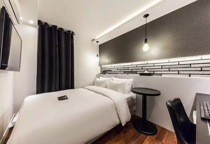 Hotel Eungam Chic