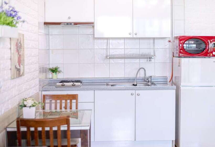 호텔 Ganghwa Ara Pension