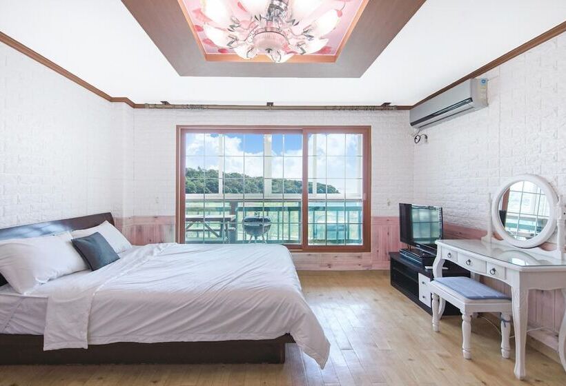 호텔 Ganghwa Ara Pension