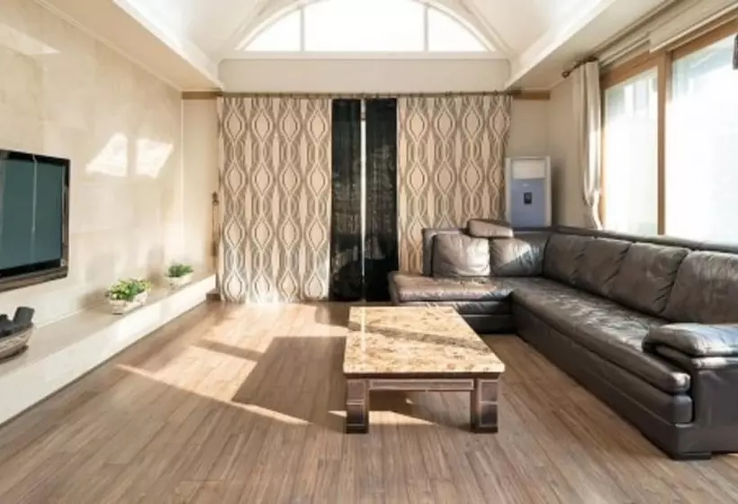 ホテル Gyeongju Finrandia Pension