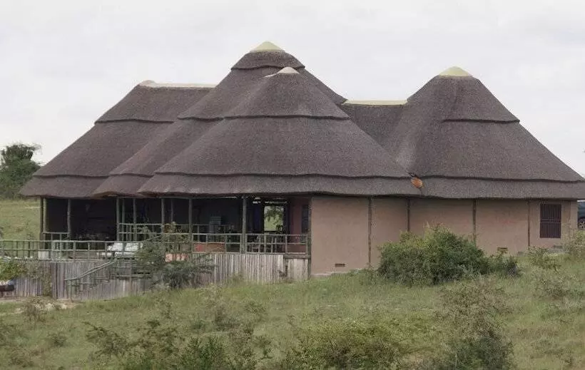 هتل Kasenyi Safari Camp