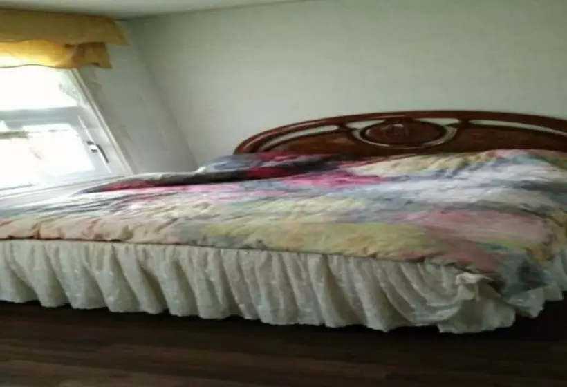 Hotelli Olive Wanju Pension