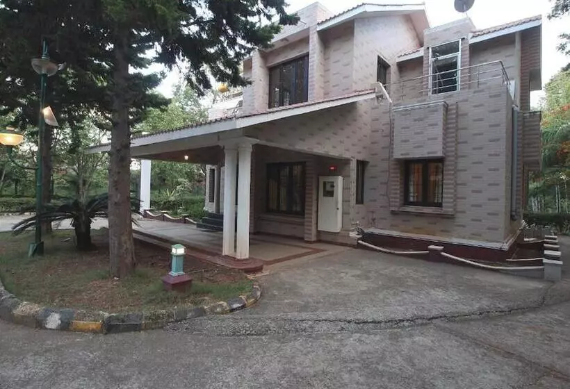 Hotelli Temple Tree Residence