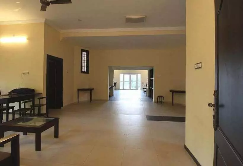 Hotelli Temple Tree Residence