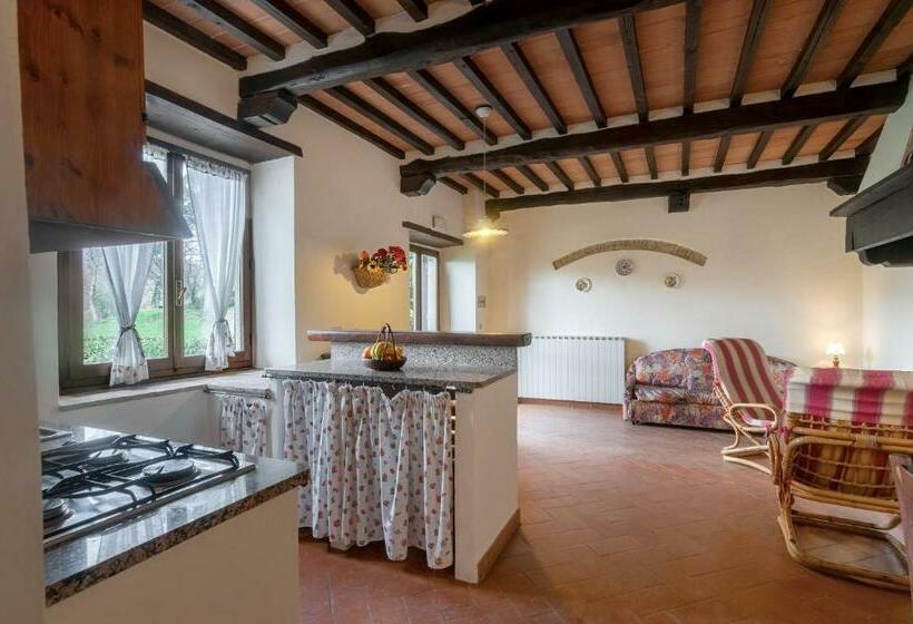 Hotelli Universal Harmony   Capinera