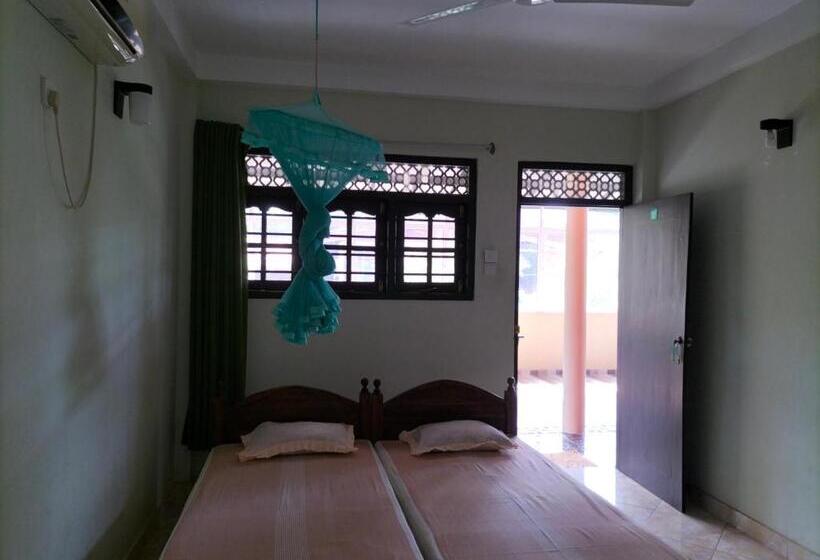 Pension Travelers Home