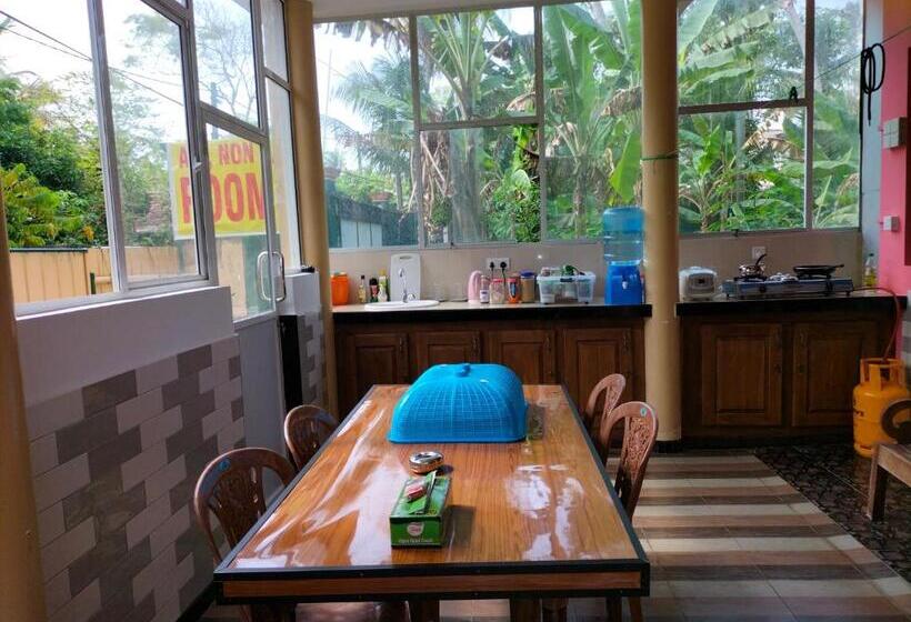 Pension Travelers Home